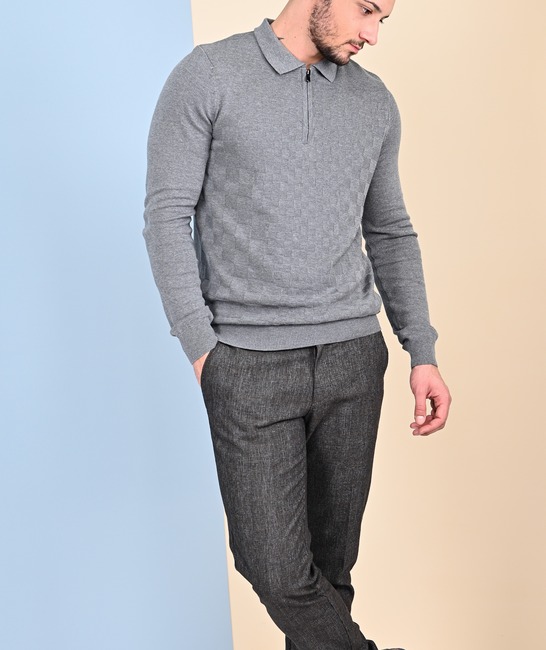 Мъжки плетен сив пуловер с цип на квадрати