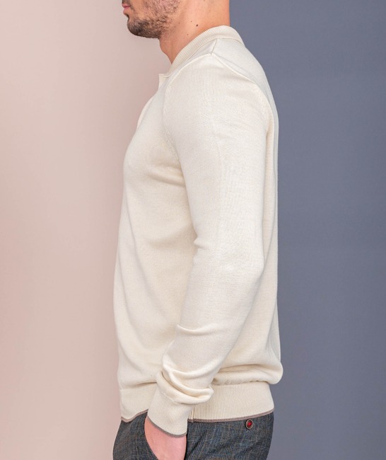Мъжки пуловер с капаче цвят бял