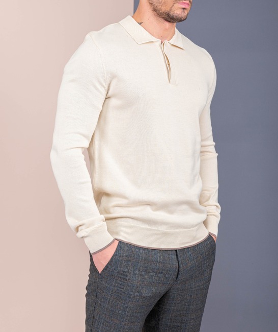 Мъжки пуловер с капаче цвят бял