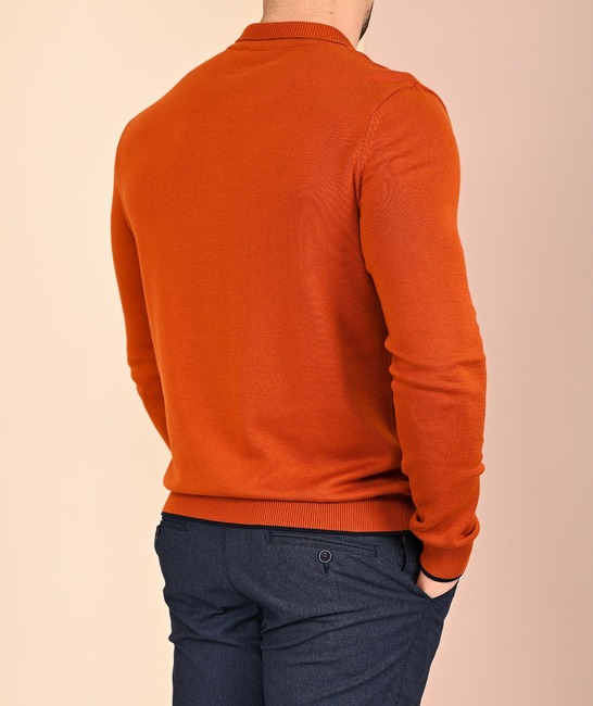 Мъжки пуловер с капаче цвят керемида