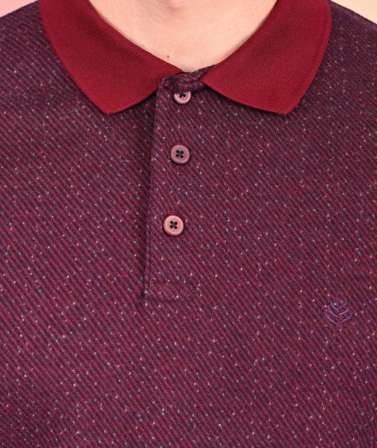Мъжка блуза с тъмно червена яка