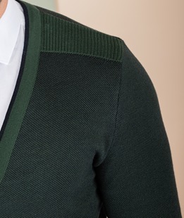 Мъжка плетена тъмно зелена жилетка тип меланж