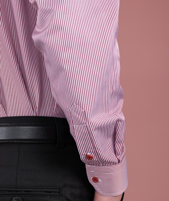 Елегантна риза с джоб на райе цвят бордо