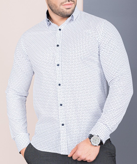 Бяла мъжка риза на малки сини ларикси
