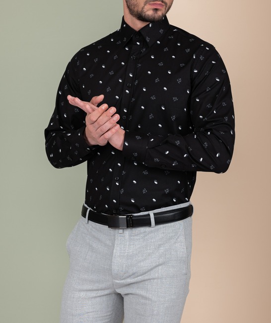 Черна мъжка риза на сиви клончета с листенца