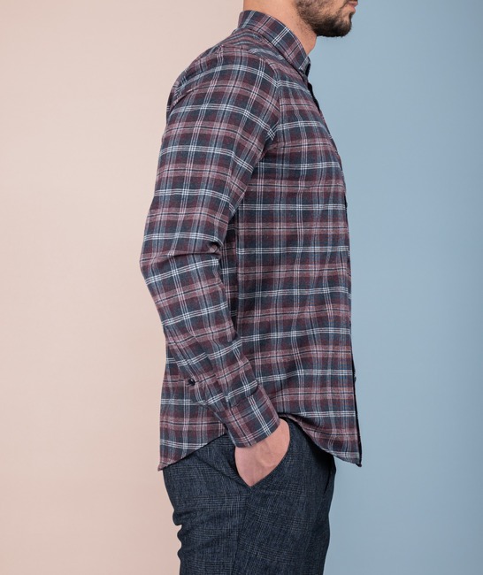 Мъжка карирана риза с тъмно сини линии цвят бордо
