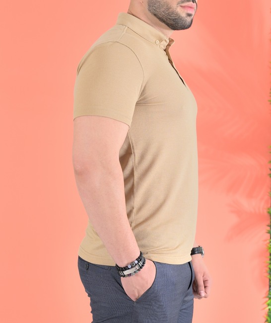 Бежова релефна мъжка тениска с яка с бродирано лого