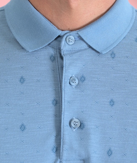Поло тениска на ромбоиди син цвят