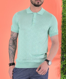 Тениска с яка плетена светло зелена на фигури