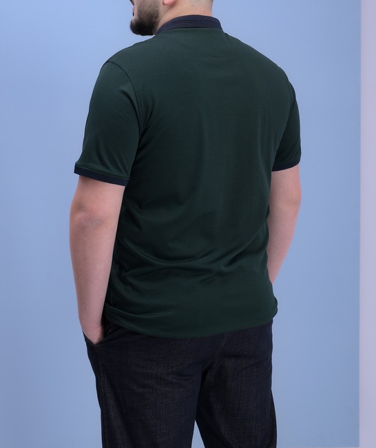 Тъмно зелена тениска голям размер с малко лого