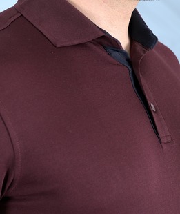 Тениска с яка с джоб изчистена цвят бордо