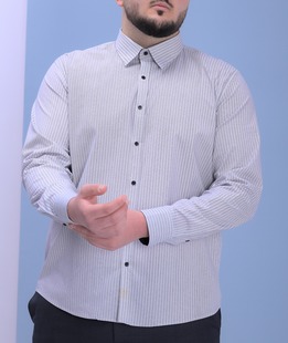 Риза в голям размер мъжка на тънко райе в сив цвят