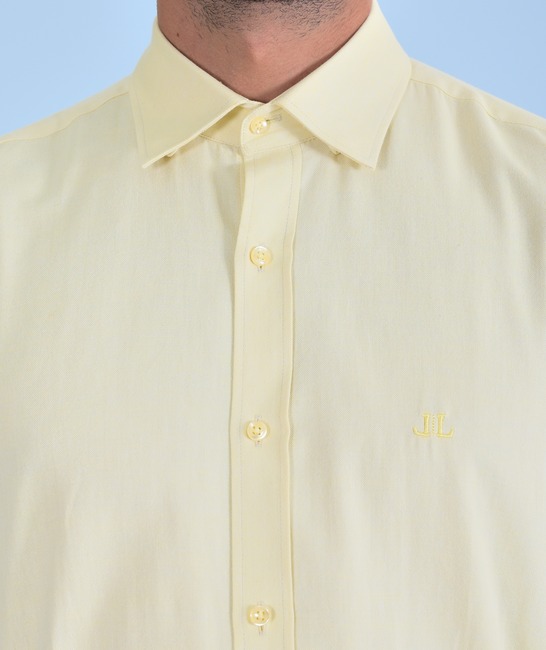 Мъжка официална изчистена риза с бродирано лого