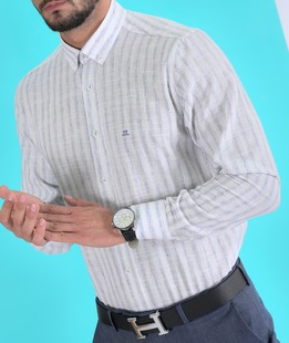 Раирана мъжка риза от лен цвят тъмно син с лого