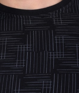 Елегантна черна блуза с акцент линии мъжка