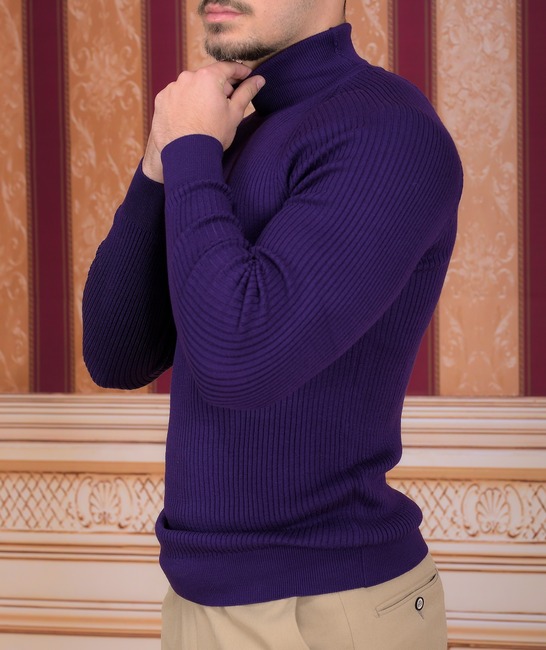 Стилен лилав еластичен пуловер поло по тялото