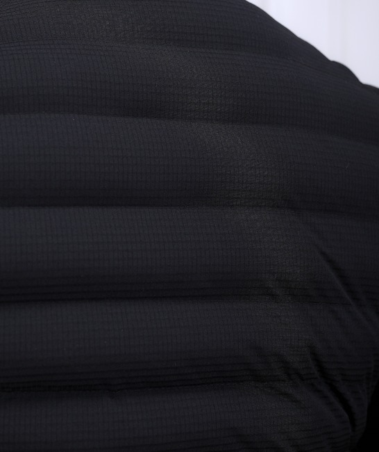 Мъжко черно стилно зимно яке със силиконова вата