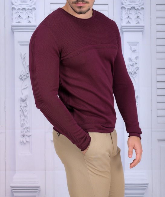 Памучен мъжки пуловер в бордо с акцент решетка