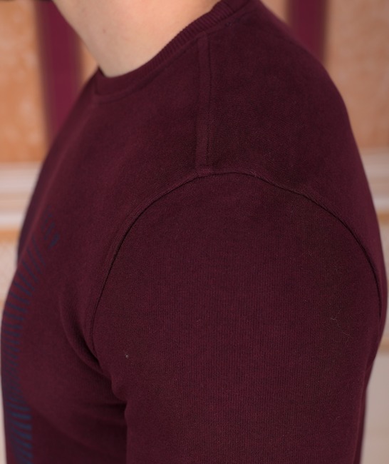 Изчистена мъжка елегантна блуза с щампа на вълни цвят бордо
