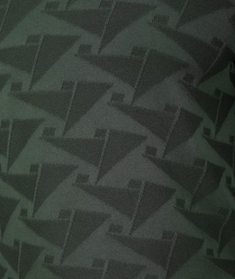 Зелен мъжки пуловер на триъгълни фигури