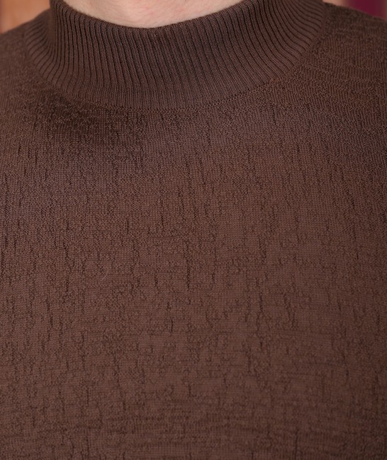 Мъжки фин вълнен кафяв пуловер с текстура
