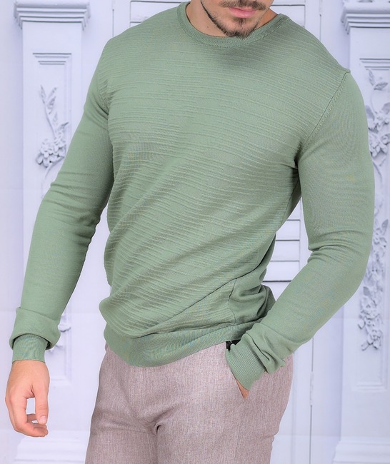Зелен пуловер на 3D ленти мъжки