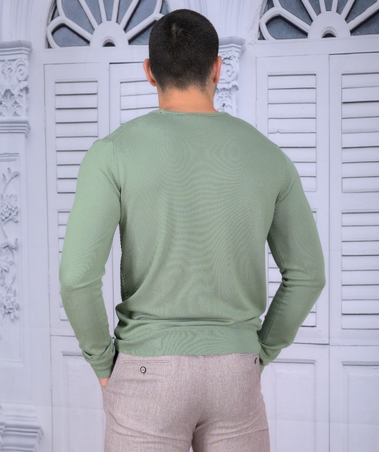 Зелен пуловер на 3D ленти мъжки