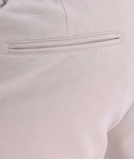 Бежов елагнтен панталон с 4 джоба