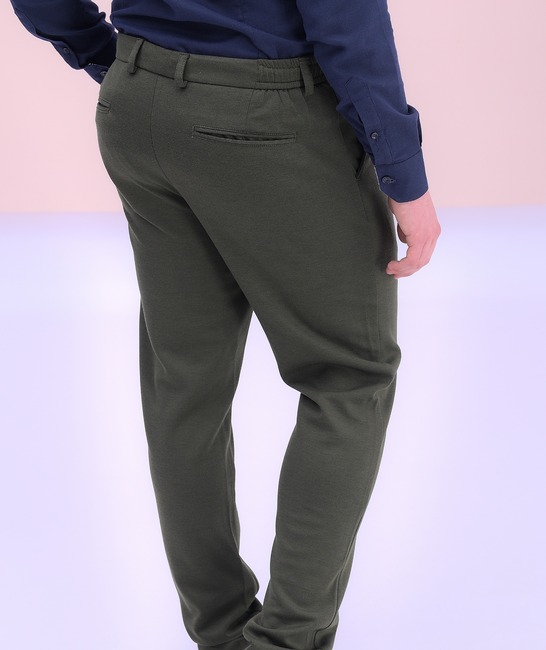 Стилен мъжки панталон в зелено с италиански джоб