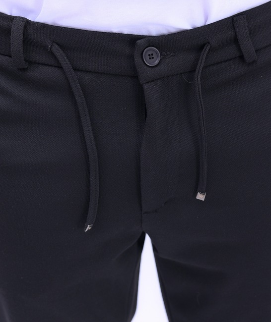 Черен елегантен панталон от Gipe с 4 джоба