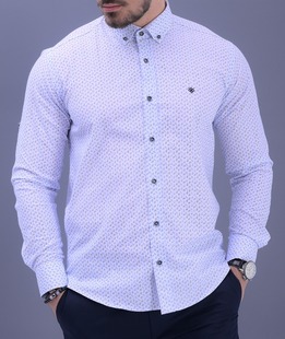 Бяла стилна мъжка риза на малки елементи