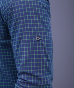 Елегантна мъжка карирана риза в синьо