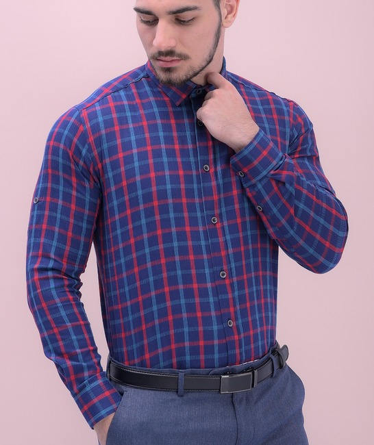 Спортна мъжка карирана риза в синьо и червено