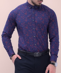 Елегантна тъмно синя мъжка риза на петна от бордо