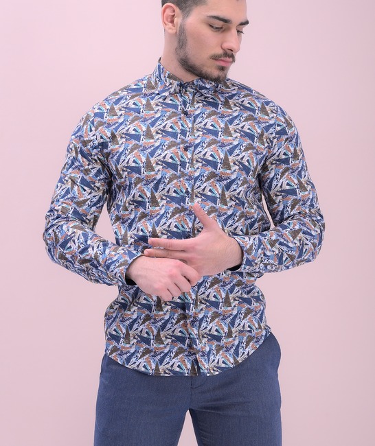 Многоцветна мъжка риза на триъгълници дигитален принт