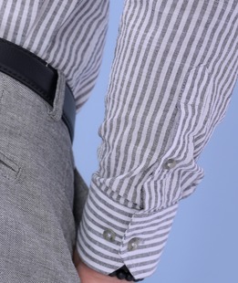 Елегантна ленена риза с дълъг ръкав в бяло и черно