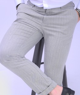 Светло сив елегантен мъжки панталон на фино райе