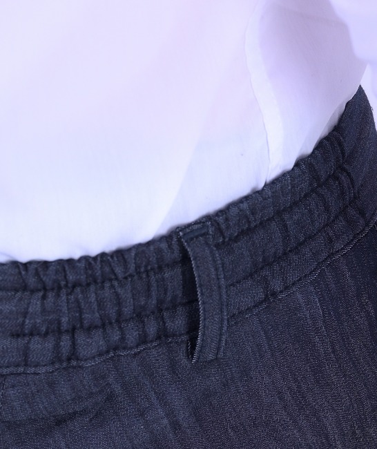 Мъжки дънков панталон в цвят индиго с италиански джоб