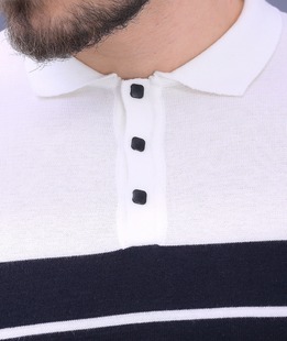 Поло тениска от тънко плетиво с яка в екрю