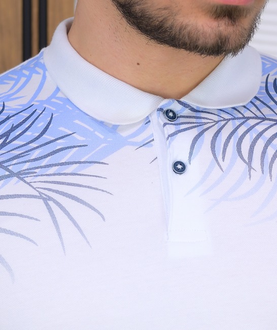 Поло тениска тип лакоста в бяло на тропически листа