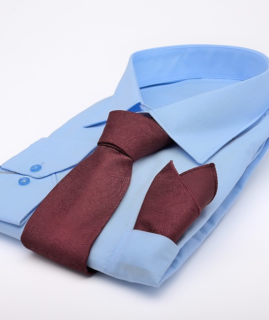 Premium вратовръзка цвят бордо с бродерия количка