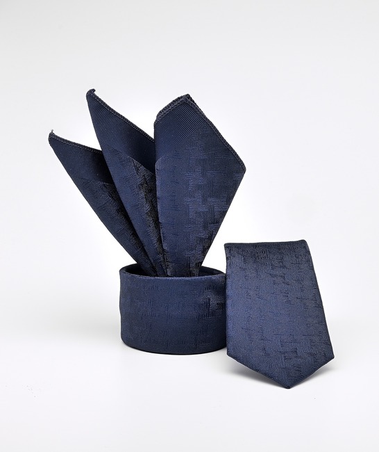 Ексклузивна мъжка синя вратовръзка на квадрати