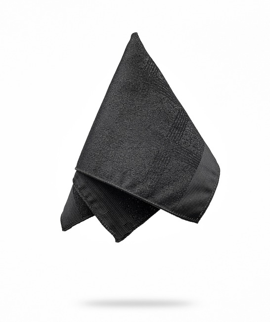 Черна вратовръзка на едри квадрати elegance