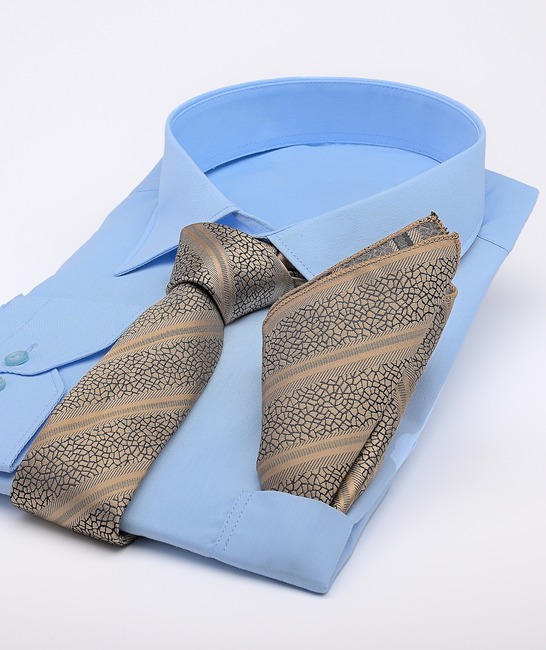 Мъжка златиста вратовръзка на синя мозайка