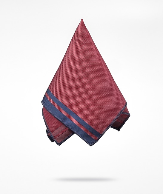 Класическа структурна вратовръзка цвят бордо