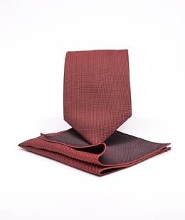 Класическа червена вратовръзка на точки с кърпичка