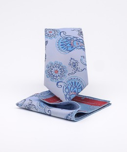 Светло синя стилна вратовръзка на пейсли елементи