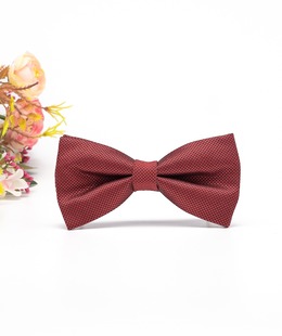 Тъмно червена мъжка класическа папионка