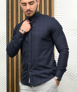 Тъмно синя памучна мъжка риза с фино каре