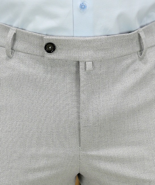 Светло сив структурен елегантен мъжки панталон